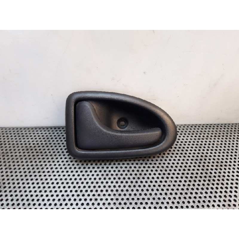 Recambio de maneta interior trasera izquierda para renault clio ii fase ii (b/cb0) authentique referencia OEM IAM   