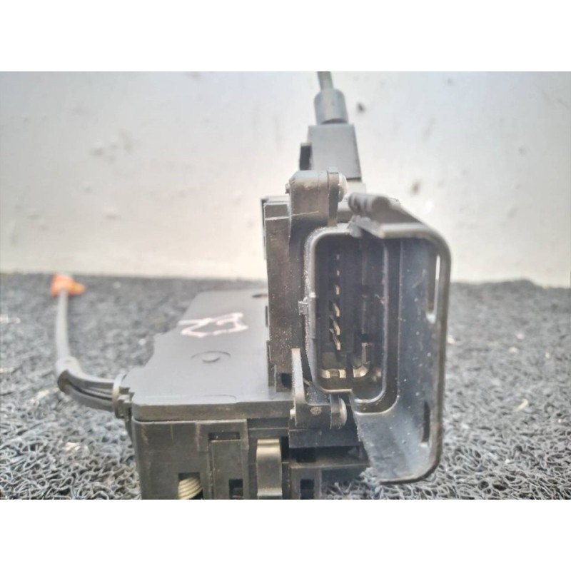 Recambio de cerradura puerta trasera derecha para citroën c4 grand picasso exclusive referencia OEM IAM 24099158 4