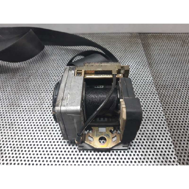 Recambio de cinturon seguridad delantero izquierdo para skoda octavia berlina (1u2) 1.9 tdi slx referencia OEM IAM - Blanco 2