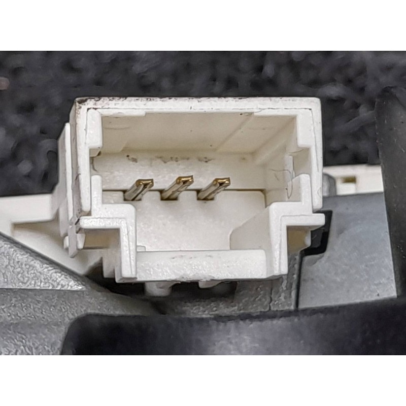 Recambio de motor limpia trasero para peugeot 3008 sport pack referencia OEM IAM 9680477480 53031812 VALEO 4