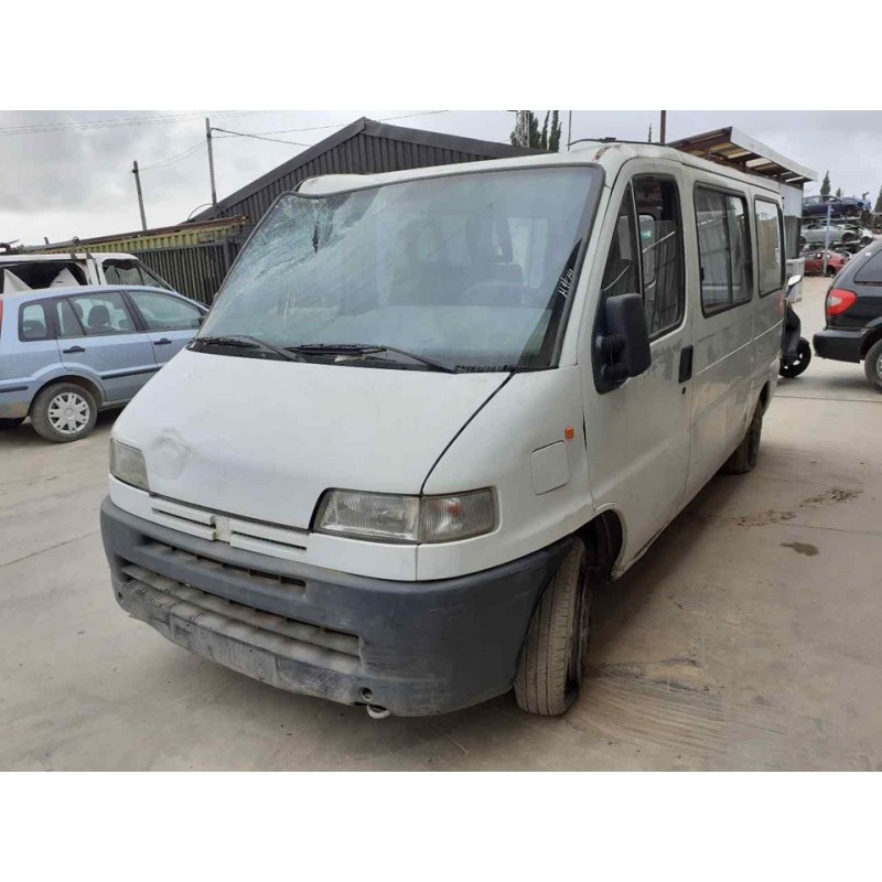 peugeot boxer caja cerr. acristalado (rs2850)(230)(´02) del año 1996