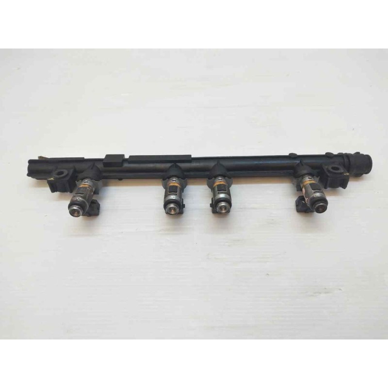 Recambio de rampa inyectora para ford ka (ccu) urban referencia OEM IAM 17182000653A2 1938C 