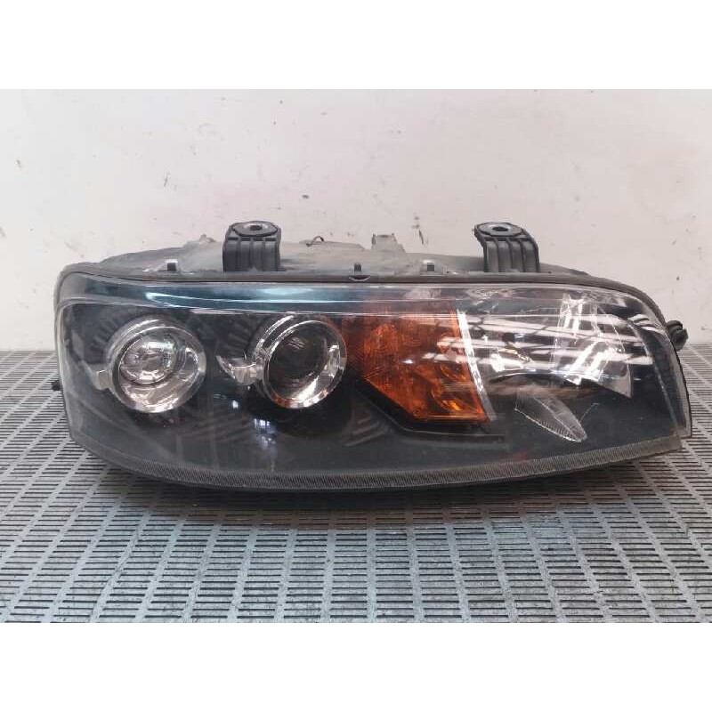 Recambio de faro derecho para fiat punto berlina (188) 1.2 cat referencia OEM IAM   