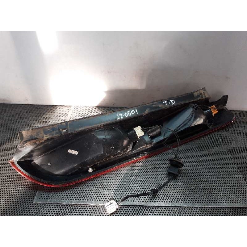 Recambio de piloto trasero izquierdo para ford focus lim. (cb4) titanium referencia OEM IAM - Blanco 2