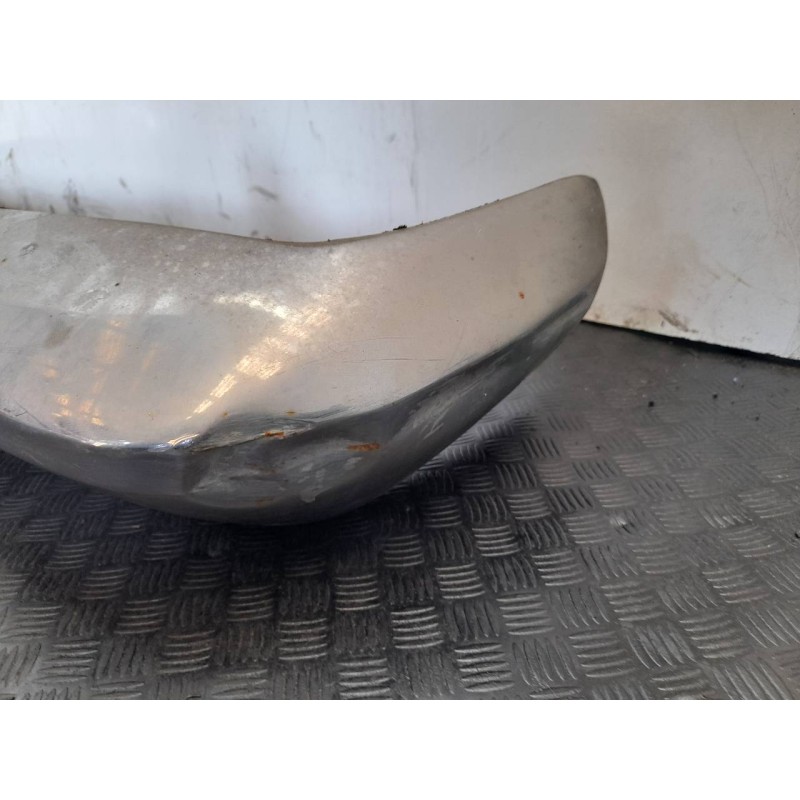 Recambio de paragolpes delantero para seat 1500 1.5 referencia OEM IAM - Verde 5