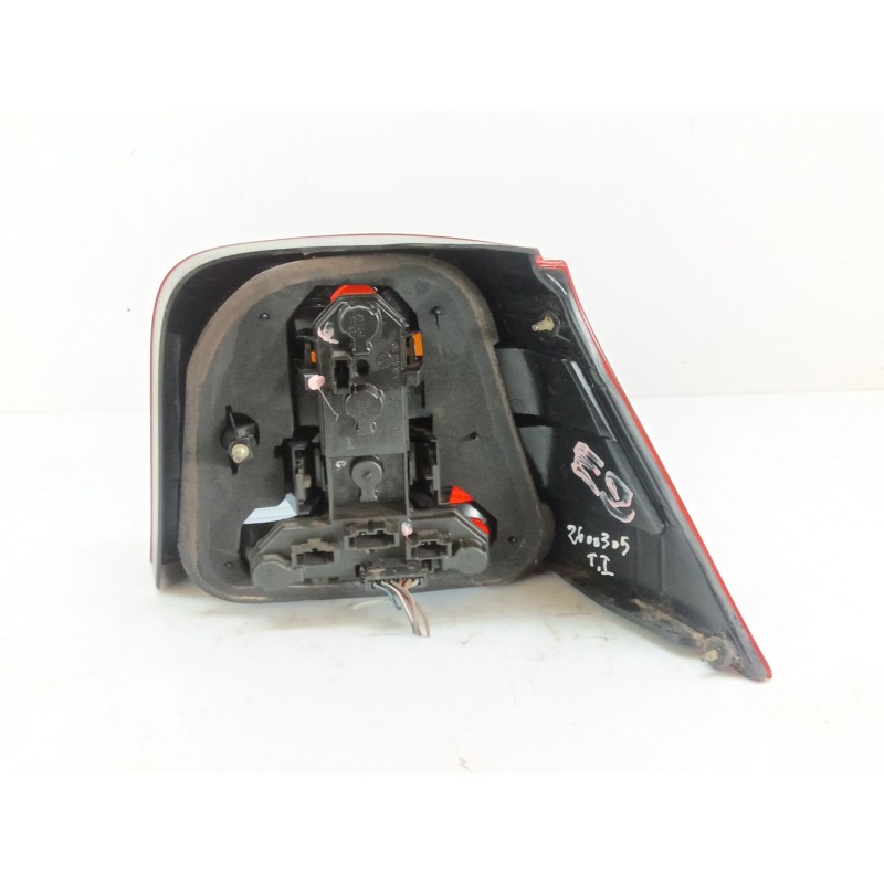 Recambio de piloto trasero izquierdo para volkswagen golf iv (1j1) 1.6 referencia OEM IAM 1J69451118 - Rojo 3