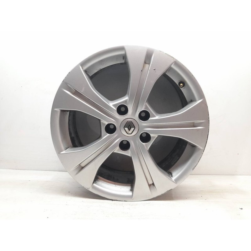Recambio de llanta para renault megane iii coupe dynamique referencia OEM IAM 403000051R  