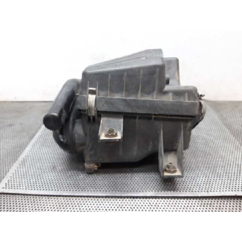 Recambio de filtro aire para suzuki grand vitara 5 puertas sq (ft) 2.0 td dlx referencia OEM IAM 68AD03  