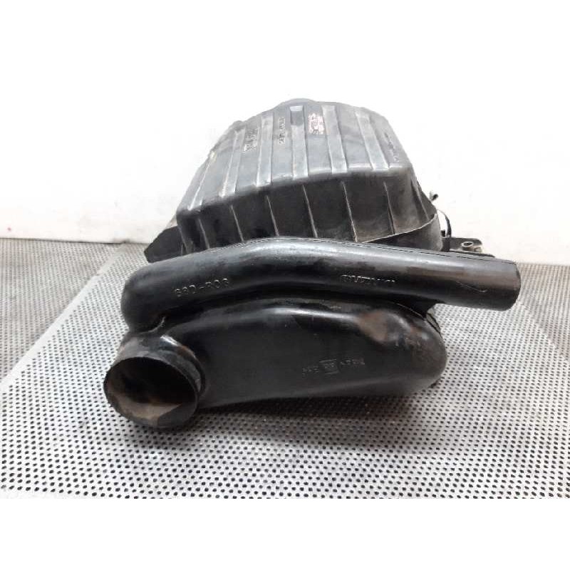 Recambio de filtro aire para suzuki grand vitara 5 puertas sq (ft) 2.0 td dlx referencia OEM IAM 68AD03 2