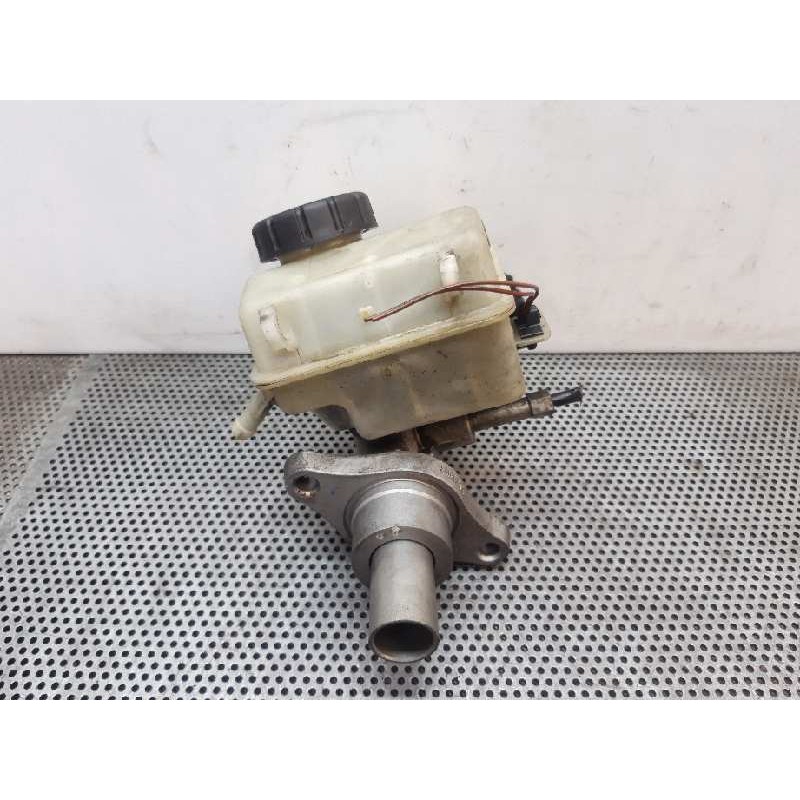 Recambio de bomba freno para opel zafira b cosmo referencia OEM IAM - Azul 2