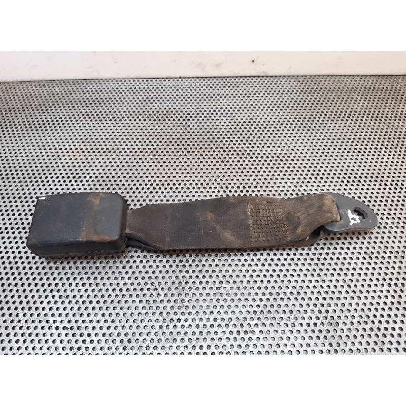 Recambio de enganche cinturon trasero izquierdo para citroën jumpy 2.0 hdi sx familiar (5/6 asientos) referencia OEM IAM