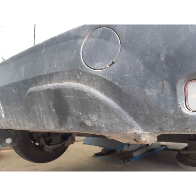 Recambio de paragolpes trasero para dacia dokker essential referencia OEM IAM 6