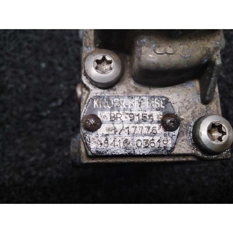 Recambio de repartidor de freno para mercedes-benz atego 4.2d referencia OEM IAM 9841603619 - Blanco 4