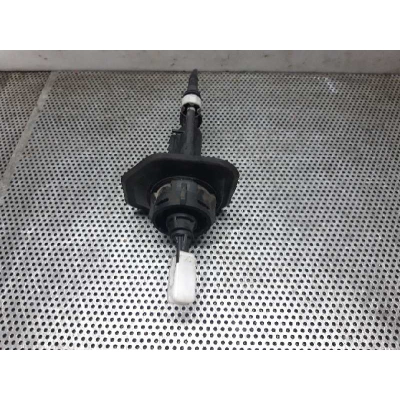 Recambio de bomba embrague para ford focus lim. (cb4) titanium referencia OEM IAM 3M517A543AG  