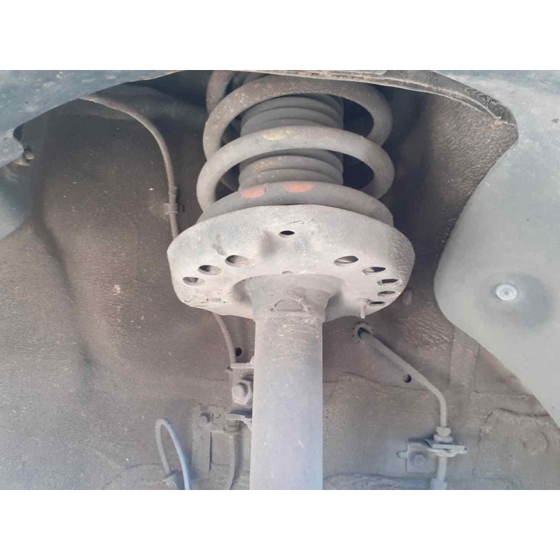 Recambio de amortiguador delantero derecho para kia carens ( ) concept referencia OEM IAM   