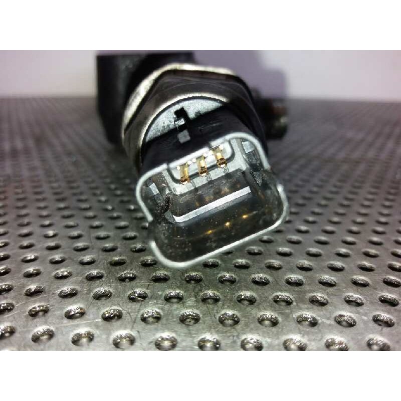 Recambio de rampa inyectora para peugeot 407 1.6 hdi referencia OEM IAM 9654592680 - Gris 4