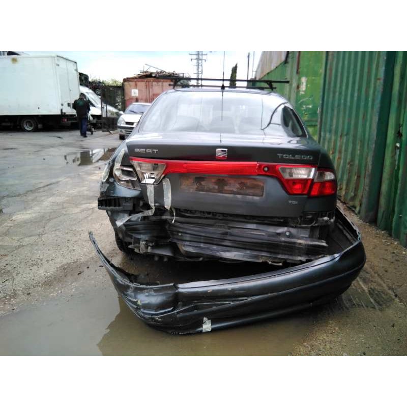 seat toledo (1m2) del año 2003