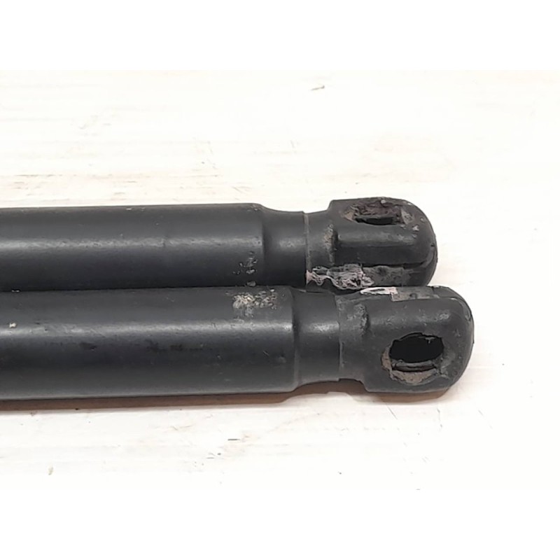 Recambio de amortiguadores maletero / porton para kia carens ( ) concept referencia OEM IAM 81770A4000 81780A4000 4