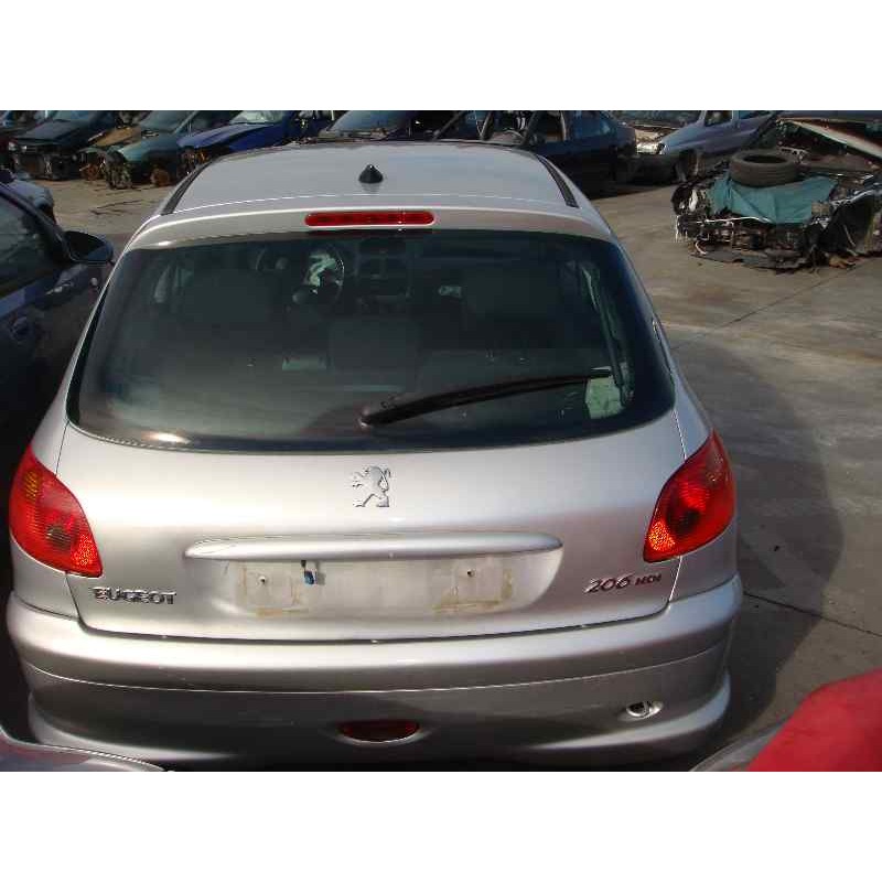 peugeot 206 berlina del año 2004