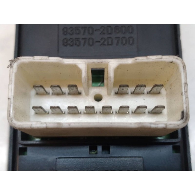 Recambio de mando elevalunas delantero izquierdo para hyundai elantra (xd) 1.6 gls (4-ptas.) referencia OEM IAM 620W05290 8160 - Azul 2