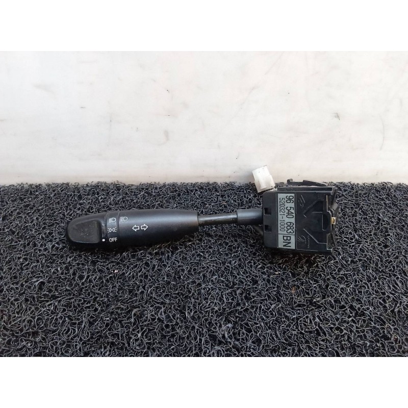 Recambio de mando luces para chevrolet matiz se referencia OEM IAM 96540683 5203211000 