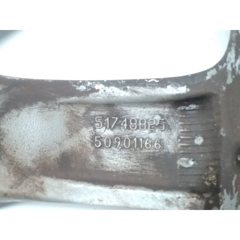 Recambio de llanta para lancia musa (184) 1.4 16v oro referencia OEM IAM 51748825 50901166 3