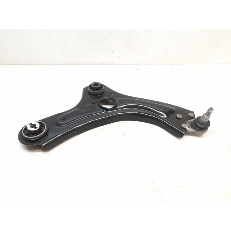 Recambio de brazo suspension inferior delantero derecho para renault clio v esprit alpine referencia OEM IAM 545002446R  