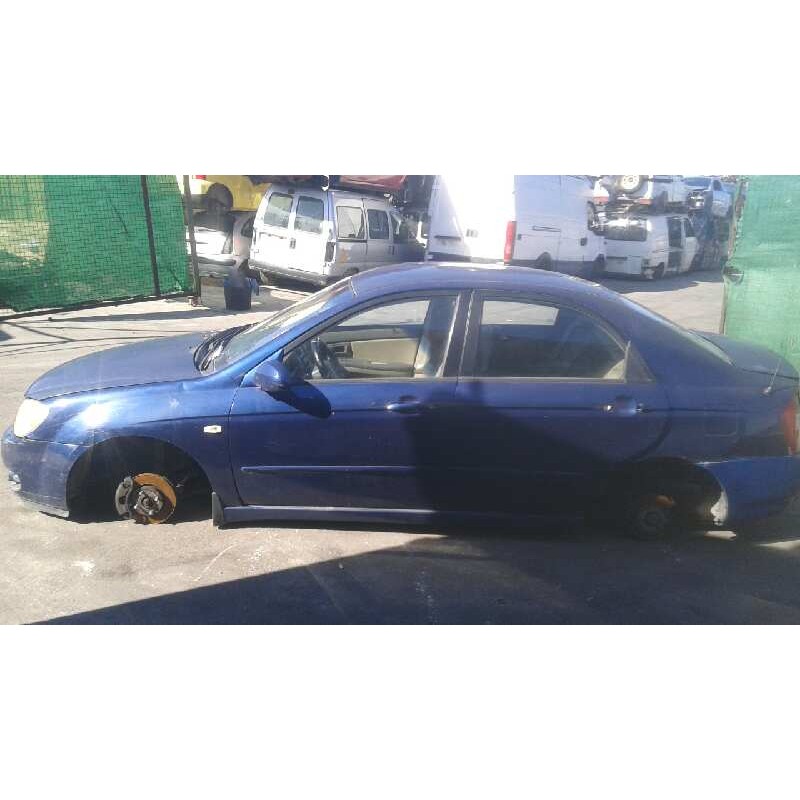 kia cerato del año 2004