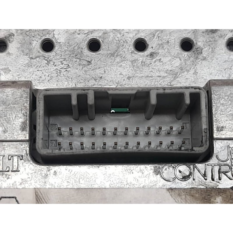 Recambio de pantalla multifuncion para renault scenic ii grand privilege referencia OEM IAM 8200326981 NS00254480A 2