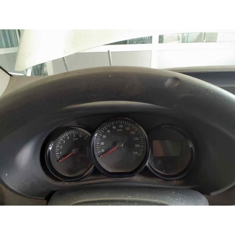 Recambio de volante para dacia dokker essential referencia OEM IAM 4