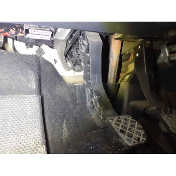 PEDAL EMBRAGUE 