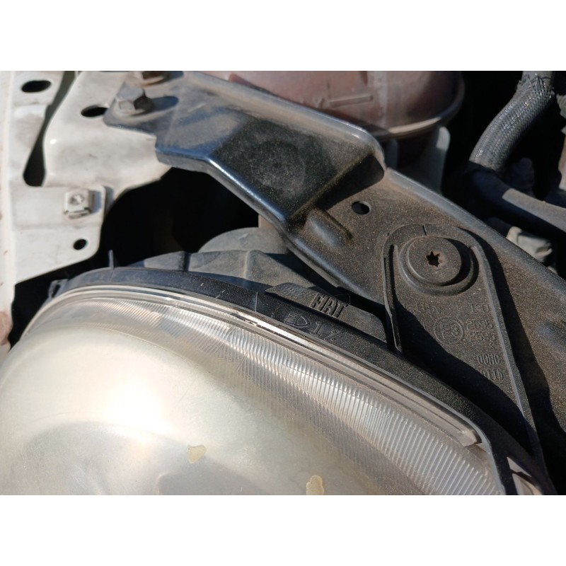 Recambio de faro derecho para fiat 500 (312_) 1.3 d multijet (312axb1a) referencia OEM IAM - Blanco 3