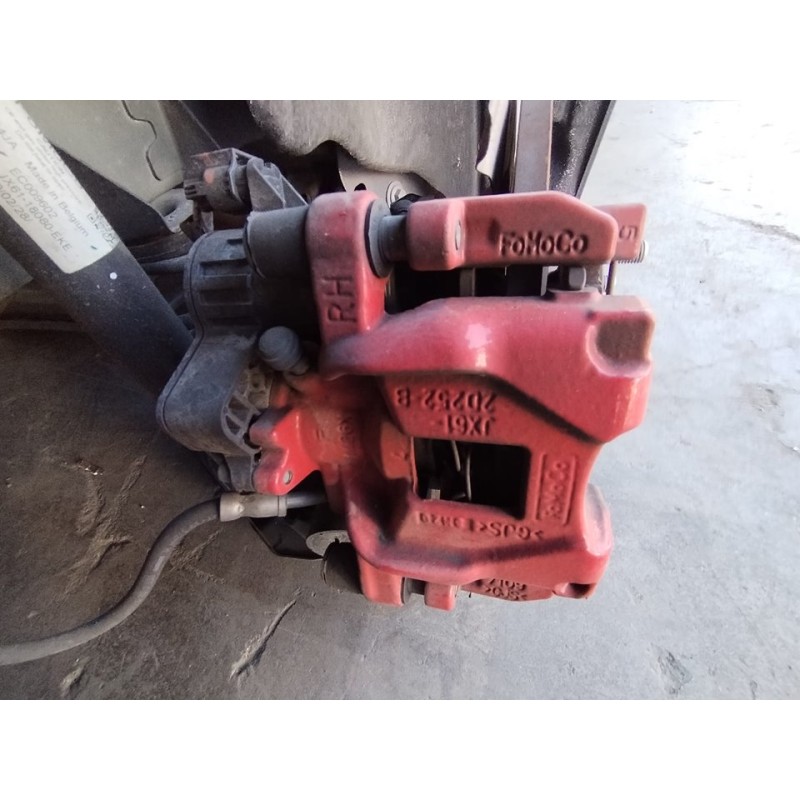 Recambio de pinza de freno trasera derecha para ford focus st-line referencia OEM IAM JX6120252B  