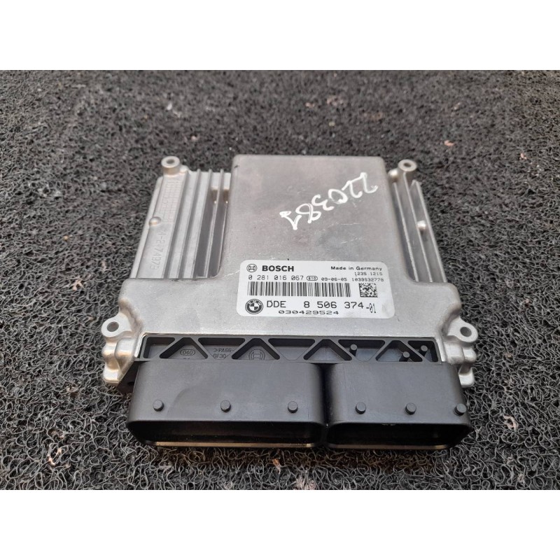 Recambio de centralita motor uce para bmw serie 3 berlina (e90) 320d referencia OEM IAM 0281016067 8506374 BOSCH