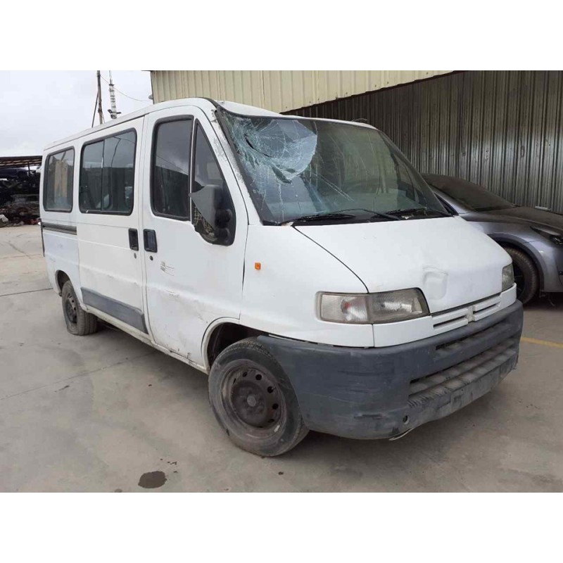 peugeot boxer caja cerr. acristalado (rs2850)(230)(´02) del año 1996