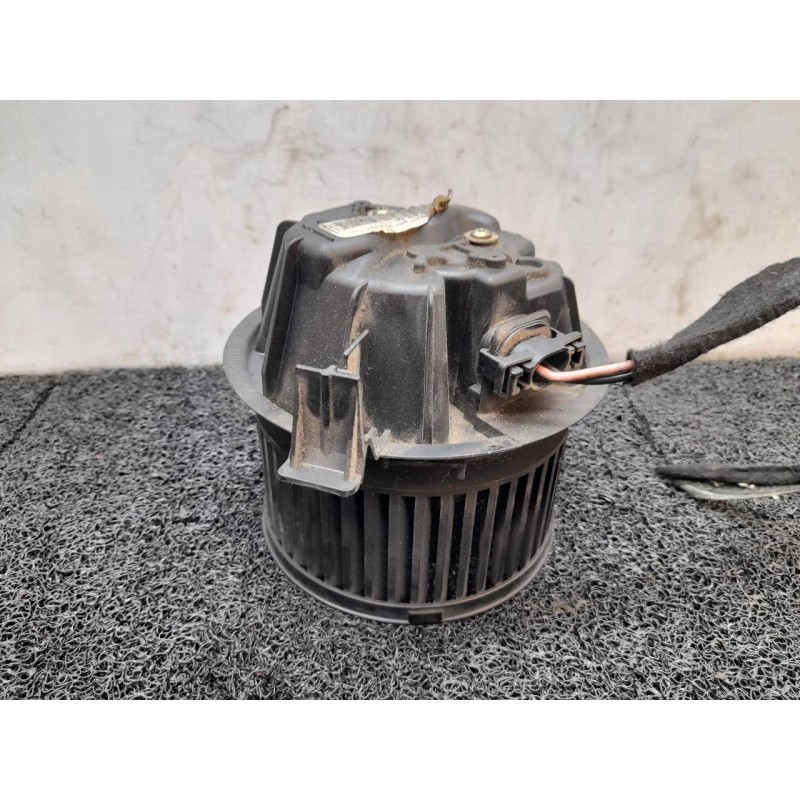 Recambio de motor calefaccion para dacia logan laureate referencia OEM IAM GMVMGAX90  