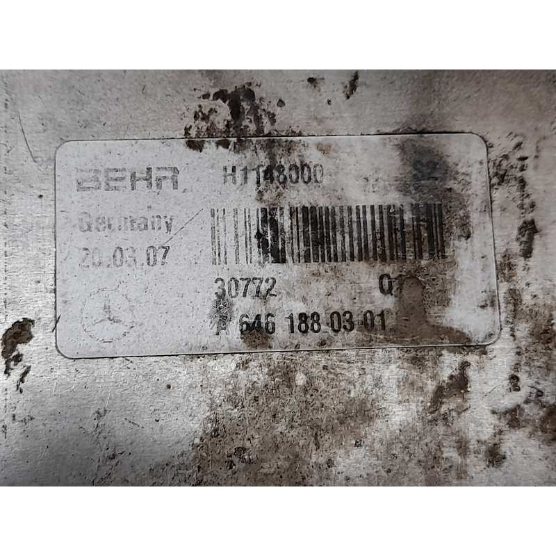 Recambio de enfriador aceite motor para mercedes-benz vito (w639) basic, combi 109 cdi compacto (639.601) referencia OEM IAM A64 3
