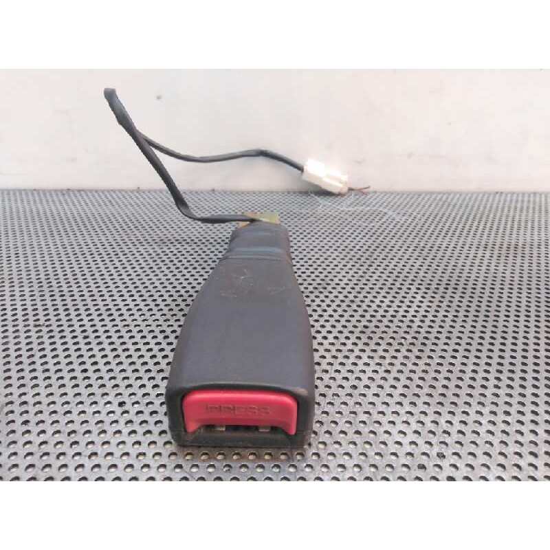 Recambio de enganche cinturon delantero izquierdo para kia picanto 1.1 cat referencia OEM IAM - Azul 2