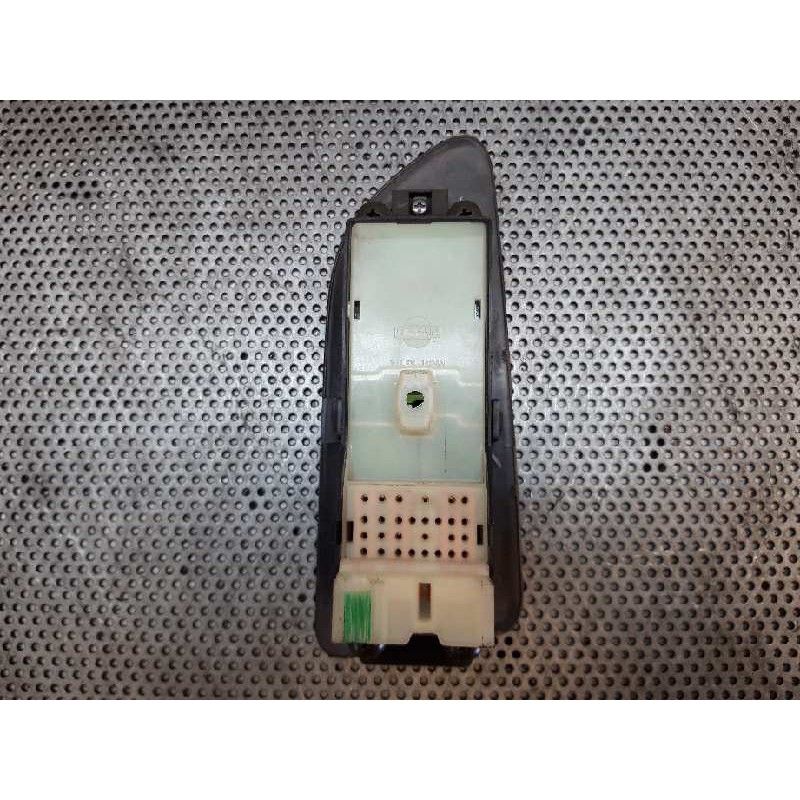Recambio de mando elevalunas delantero izquierdo para nissan almera (n15) lx referencia OEM IAM - Verde 2