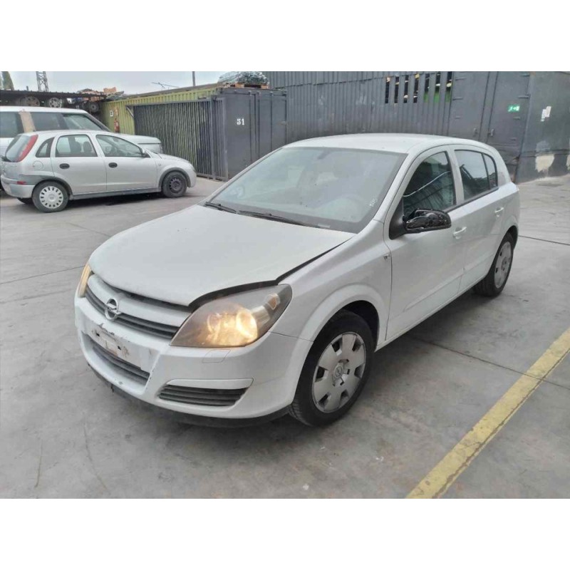 opel astra h berlina del año 2004