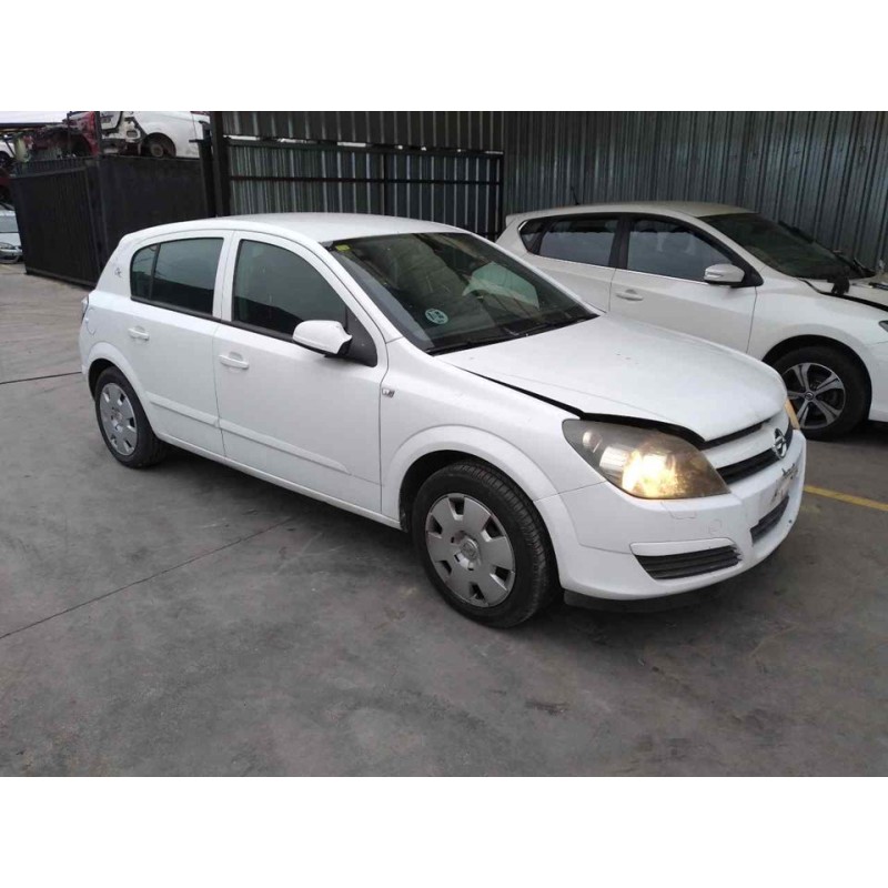 opel astra h berlina del año 2004