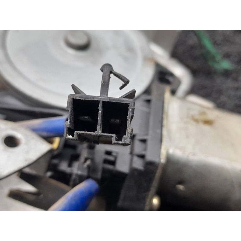 Recambio de elevalunas delantero izquierdo para nissan almera (n16/e) referencia OEM IAM 807314M700 2
