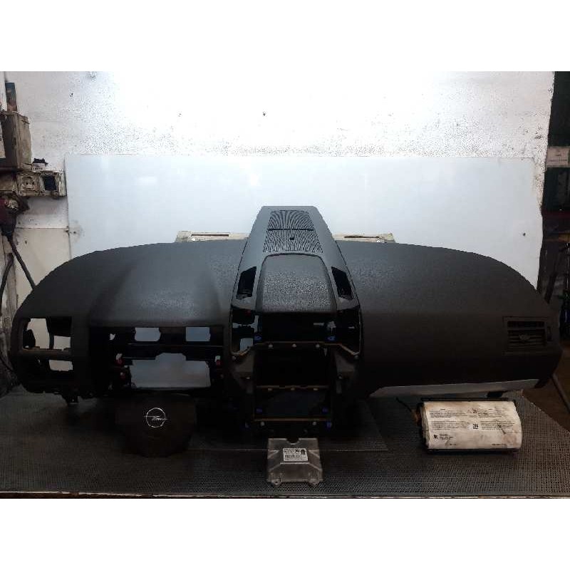 Recambio de kit airbag para opel zafira b cosmo referencia OEM IAM 13241766 13111177 13111348