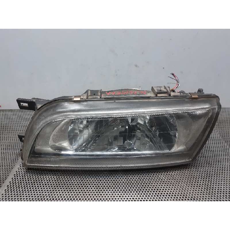 Recambio de faro izquierdo para nissan almera (n15) referencia OEM IAM  119548 
