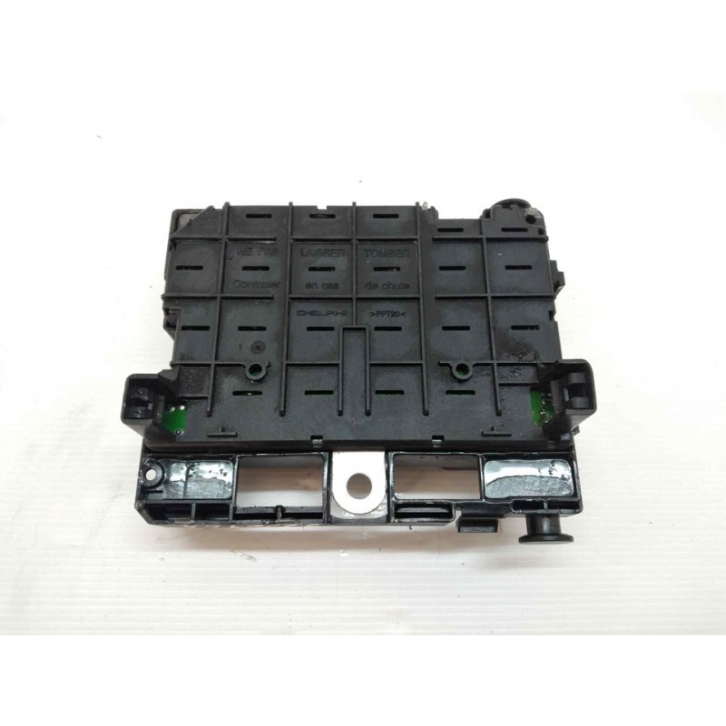Recambio de caja reles / fusibles para peugeot 307 (s1) xr clim referencia OEM IAM 9650664180 - Rojo 3