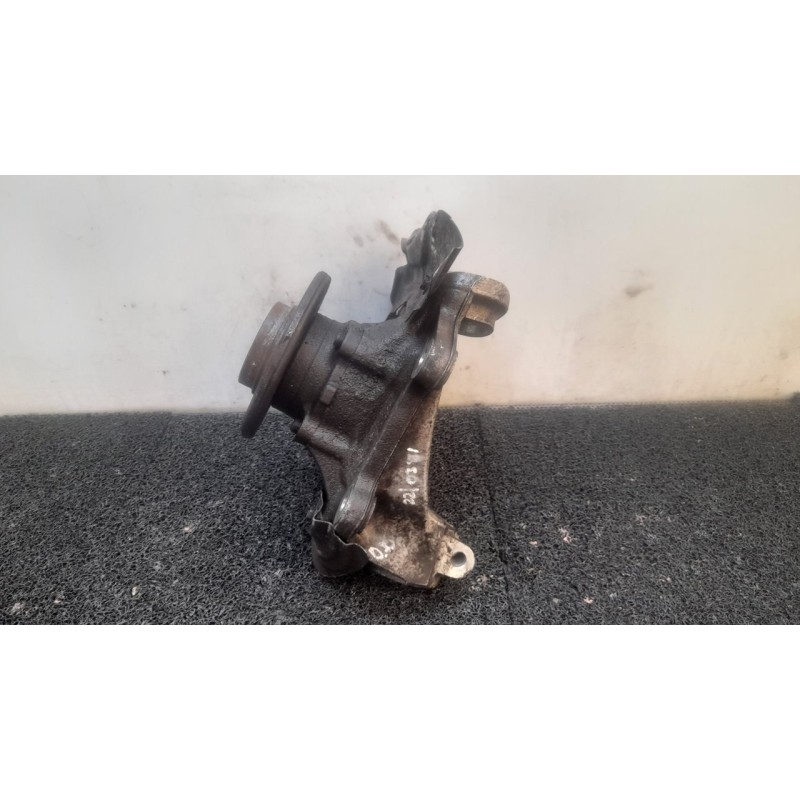 Recambio de mangueta delantera derecha para bmw serie 3 berlina (e90) 320d referencia OEM IAM 3121676444403 12201210 2