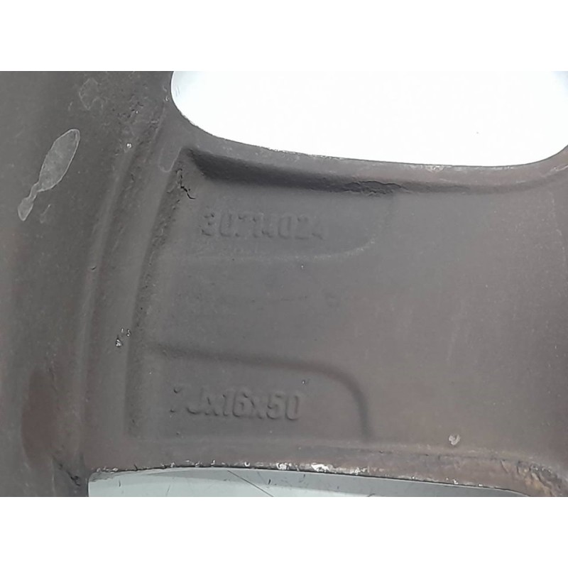 Recambio de llanta para volvo v70 familiar momentum referencia OEM IAM 30714024 7JX16X50 2