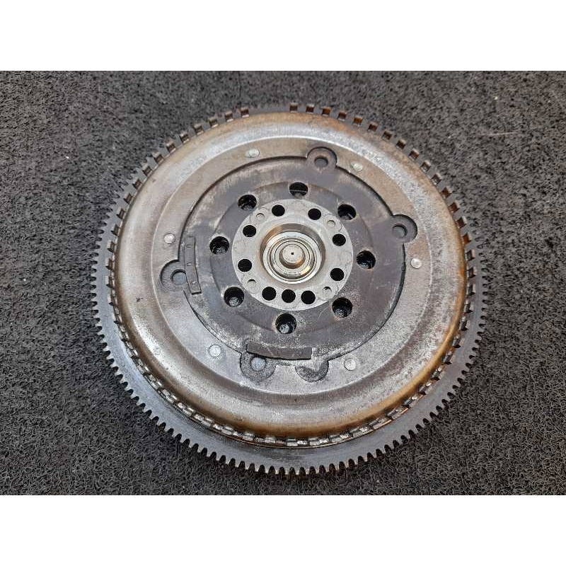 Recambio de volante motor para mercedes-benz vito (w639) basic, combi 109 cdi compacto (639.601) referencia OEM IAM 2
