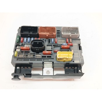 CAJA RELES / FUSIBLES 9667044880 