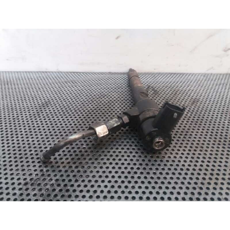 Recambio de inyector para opel corsa c silverline base referencia OEM IAM 0445110083  BOSCH 3